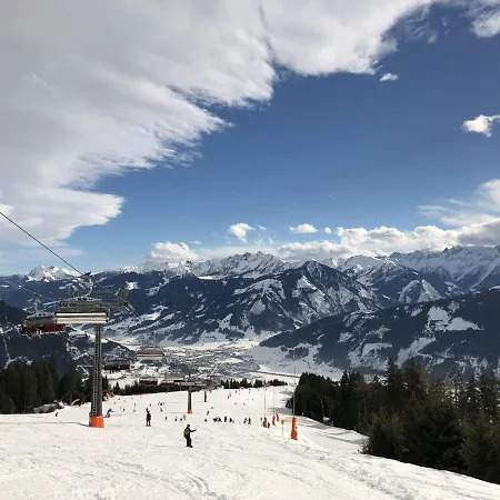 Apartment Haus Schmitten - Austrian Alpine Getaways