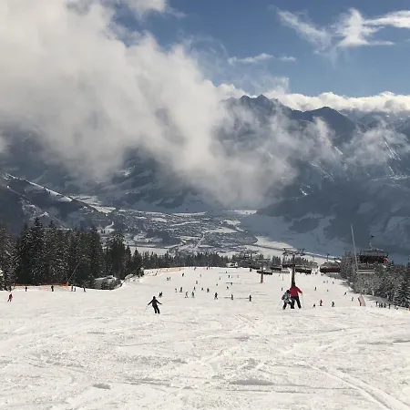 Apartment Haus Schmitten - Austrian Alpine Getaways