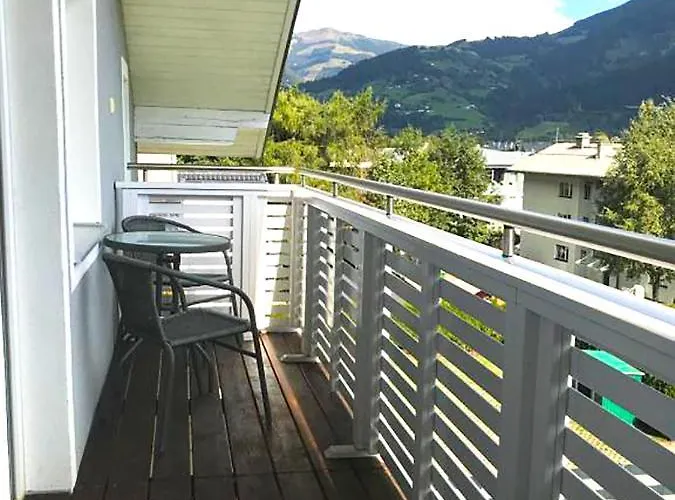 Haus Schmitten - Austrian Alpine Getaways * ツェル アム ゼー