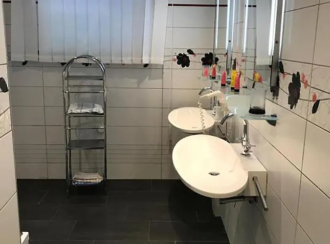 Haus Schmitten - Austrian Alpine Getaways