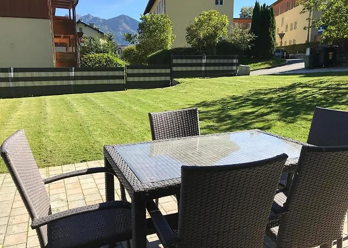 Haus Schmitten - Austrian Alpine Getaways ツェル アム ゼー