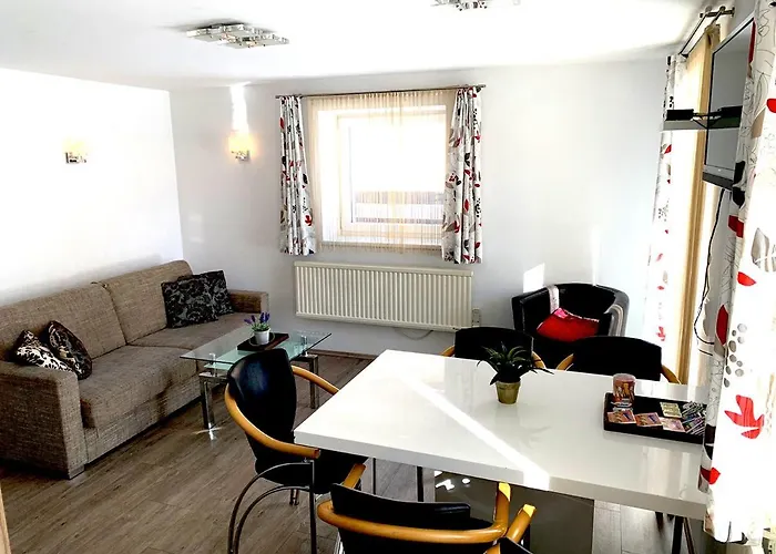 Haus Schmitten - Austrian Alpine Getaways *