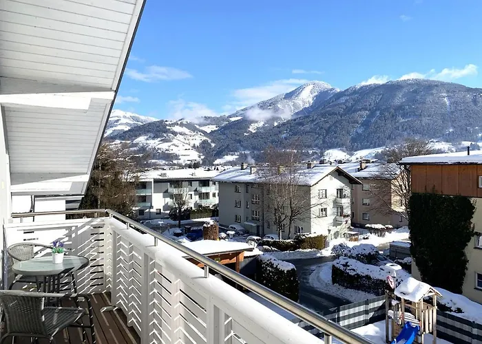 Haus Schmitten - Austrian Alpine Getaways Apartamento *
