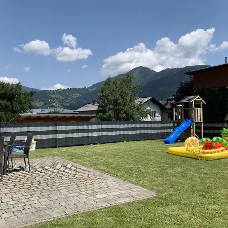 Haus Schmitten - Austrian Alpine Getaways Apartament *