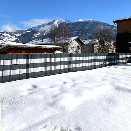 Haus Schmitten - Austrian Alpine Getaways Zell am See